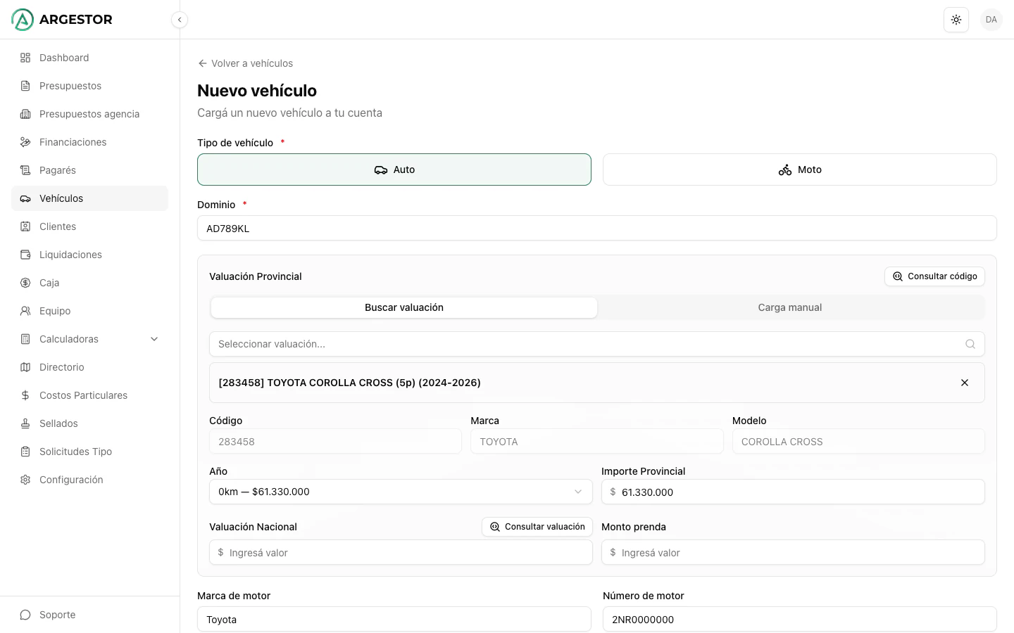 Formulario para registrar un vehículo con titular vendedor, motor, chasis y documentación